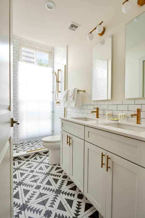 Three-Bedroom Suite at The Louie Hotel New Orleans, Belvilla District 6 Formerly Sonder