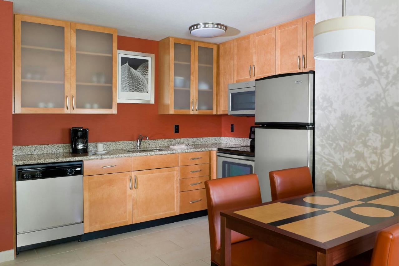 | Residence Inn Bismarck North