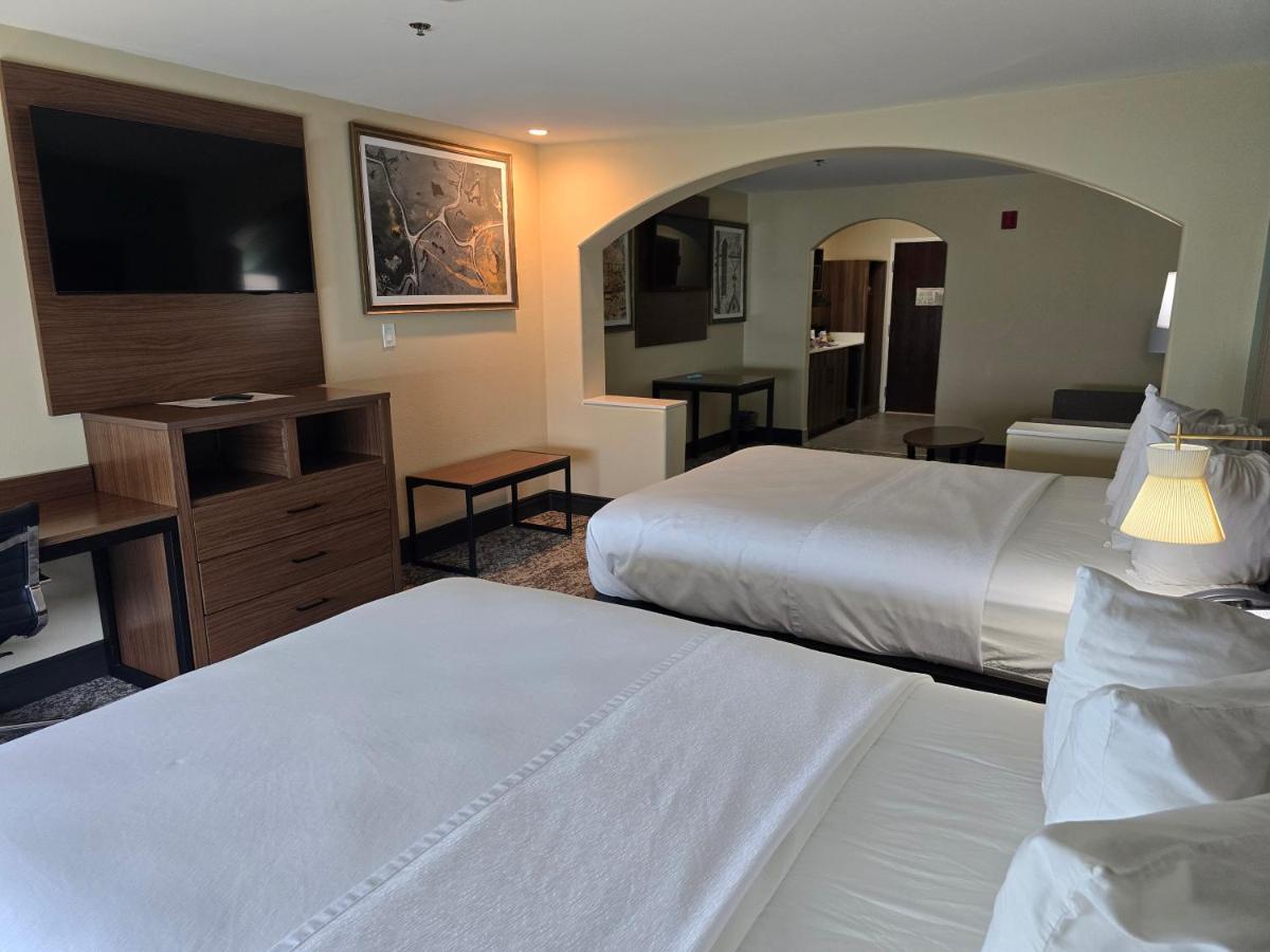 | Best Western Casa Villa Suites