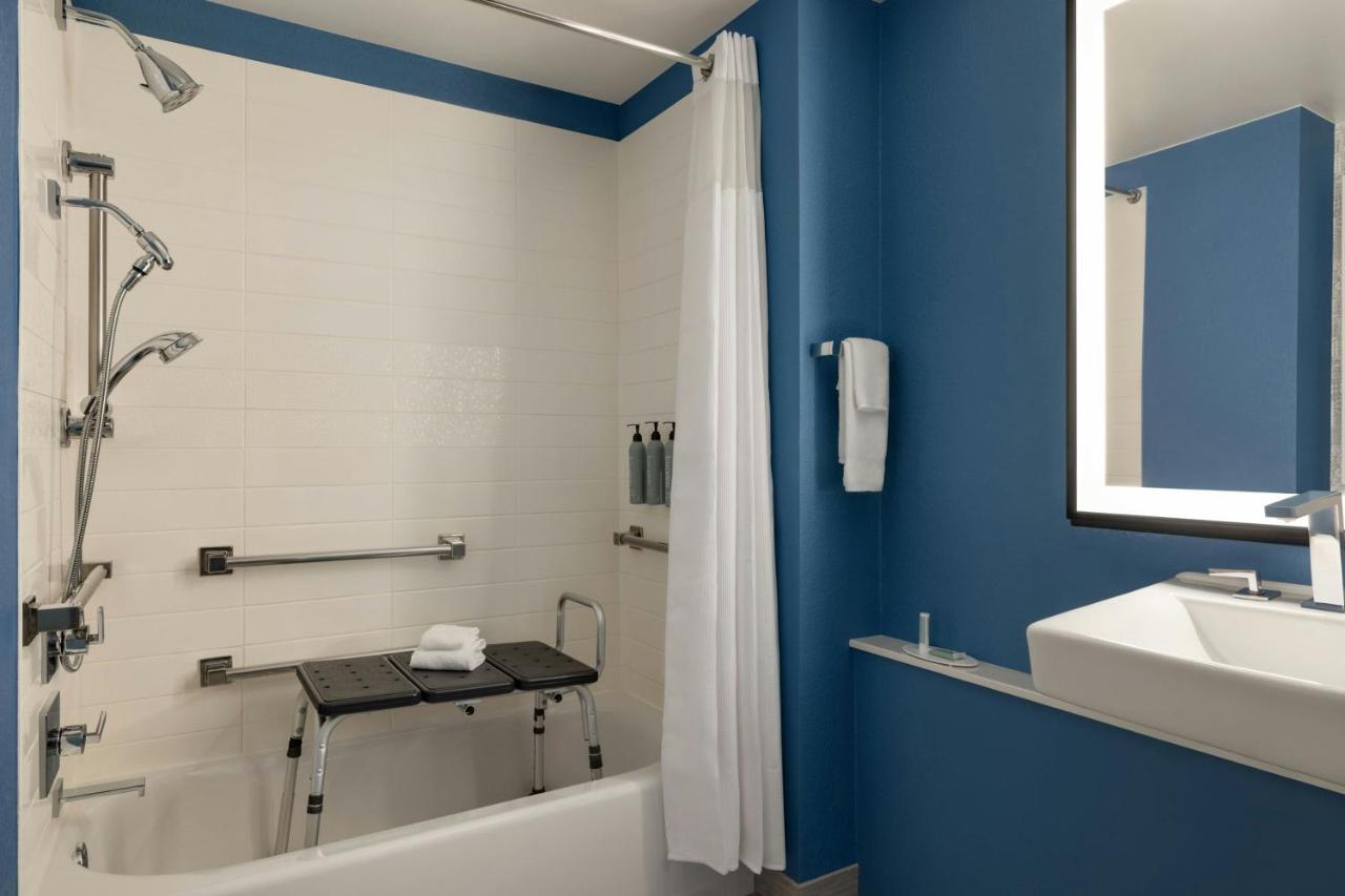 Courtyard by Marriott San Francisco Union Square
