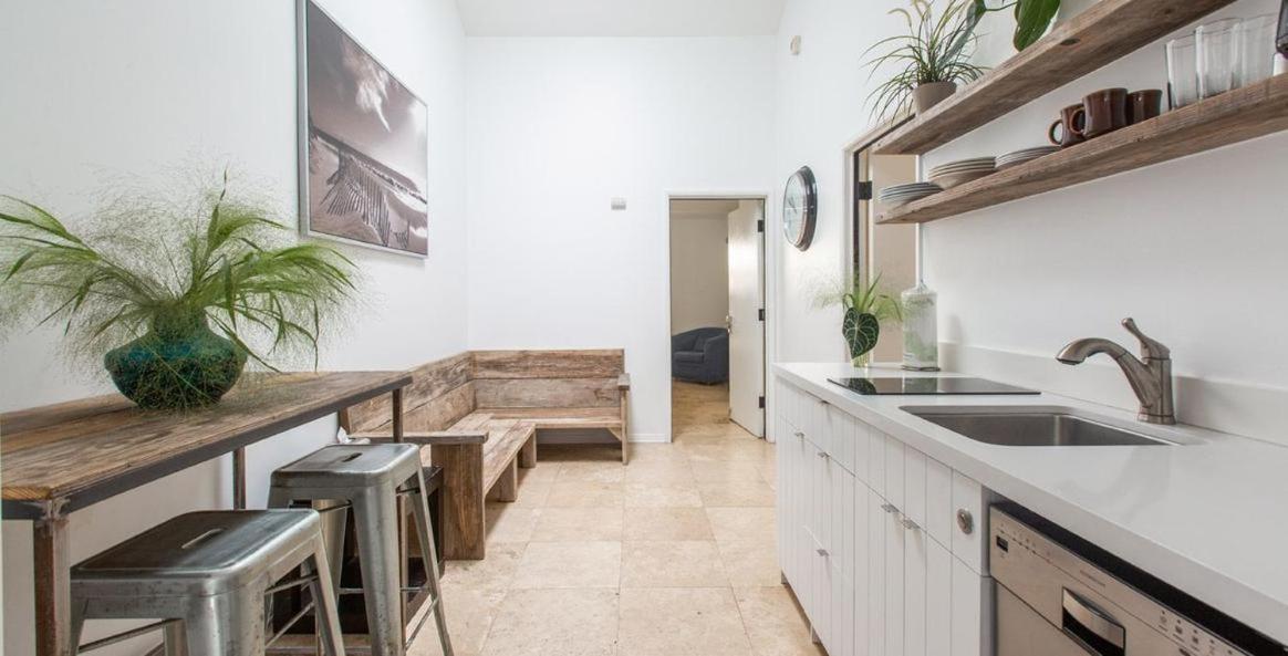 | Su Casa at Venice Beach