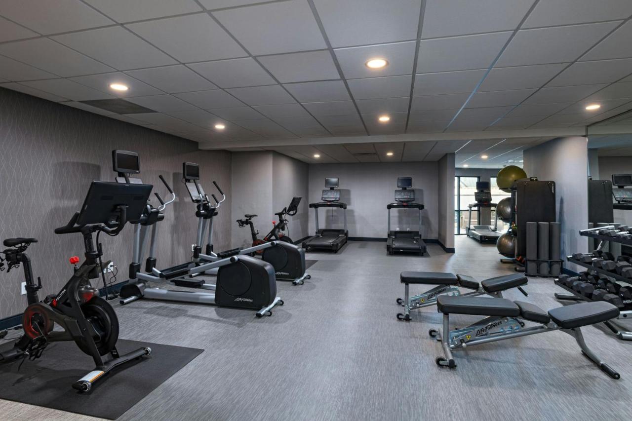 | Courtyard Houston The Woodlands
