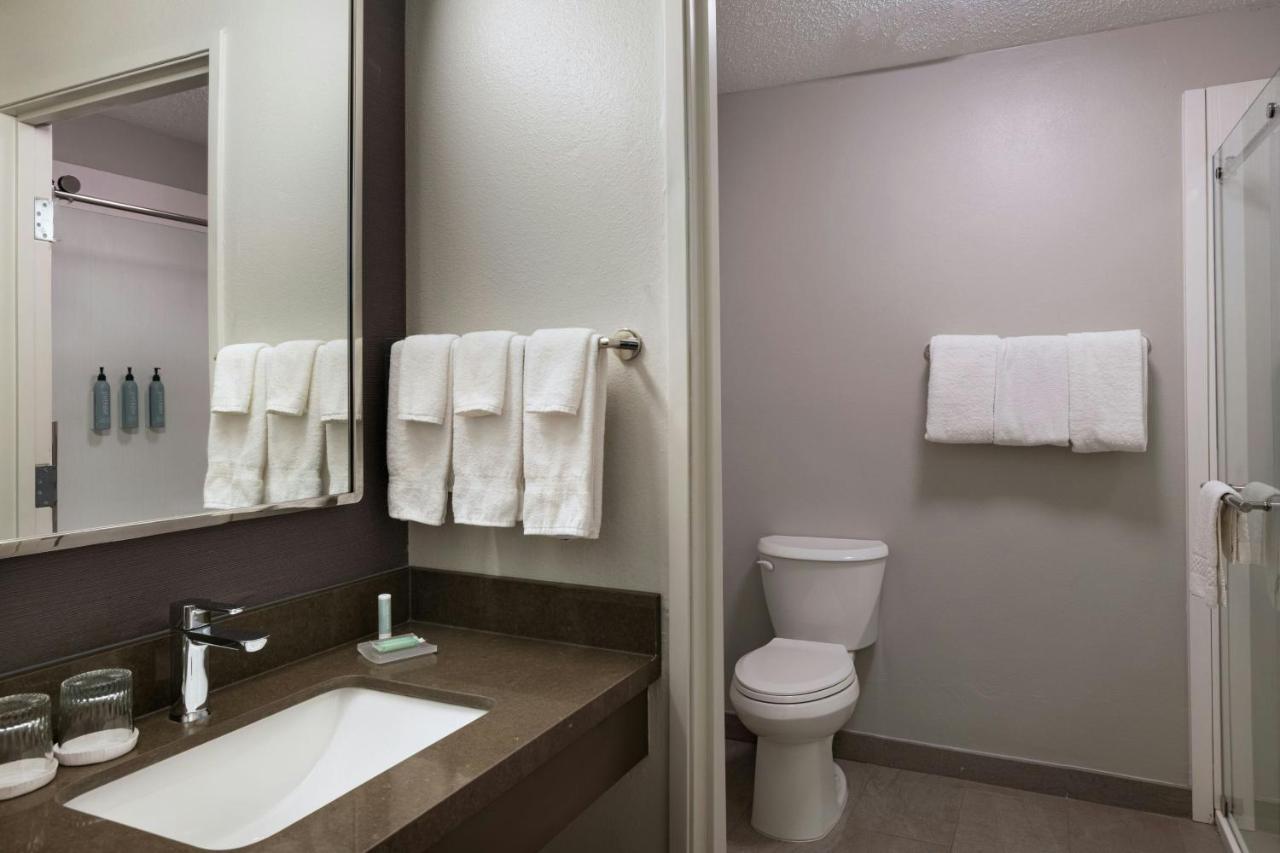 | Courtyard Houston The Woodlands