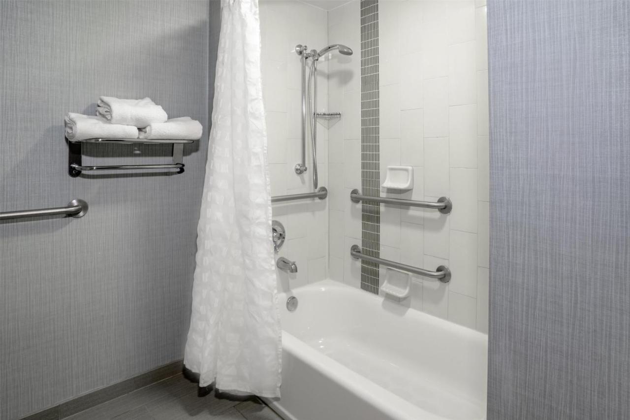 King Room with Roll-In Shower - Disability Access at Hyatt Place Charlotte Airport / Billy Graham Parkway