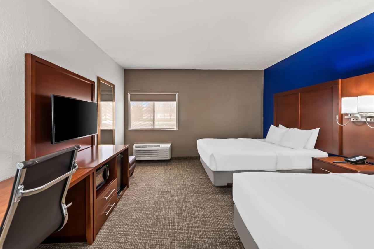 Queen Room with Two Queen Beds - Non-Smoking at Comfort Inn & Suites Fairborn near Wright Patterson AFB