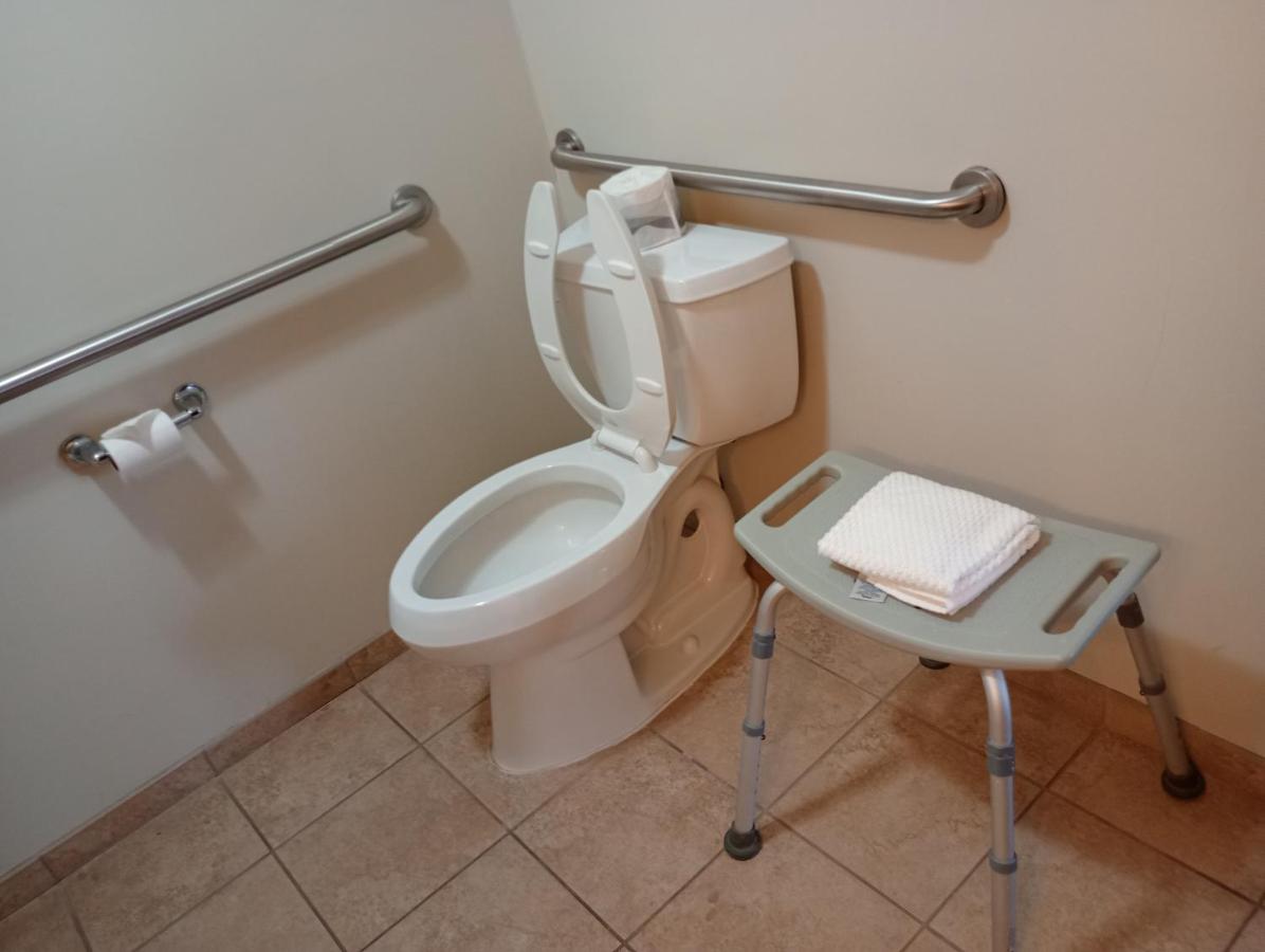 | Sleep Inn & Suites Oakley I-70