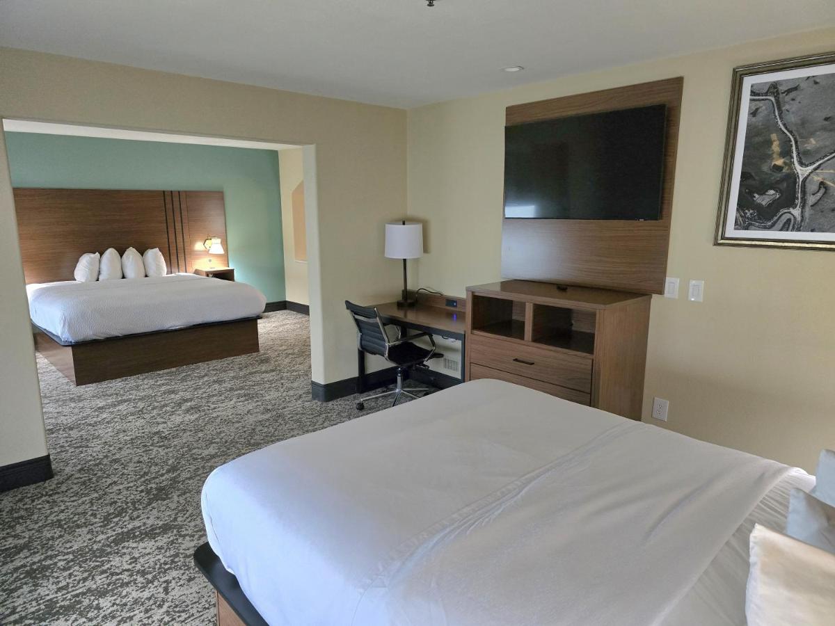 | Best Western Casa Villa Suites