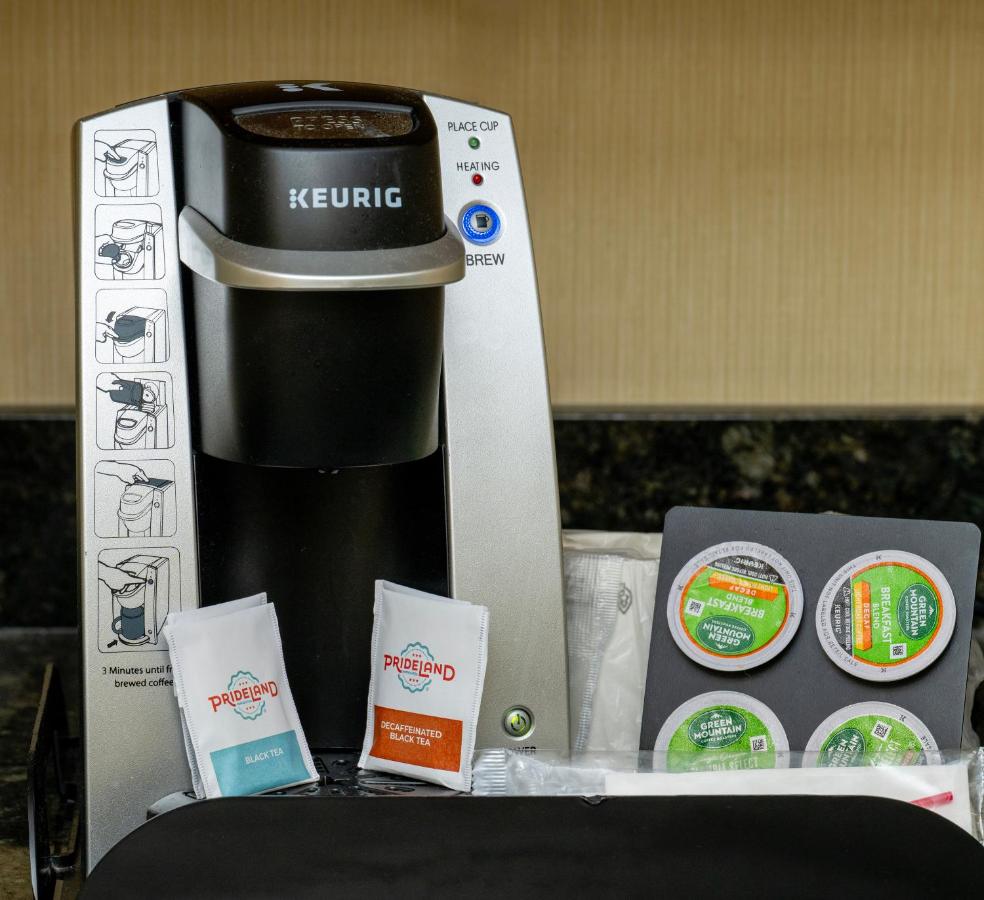 | Holiday Inn & Suites Virginia Beach North Beach, an IHG Hotel