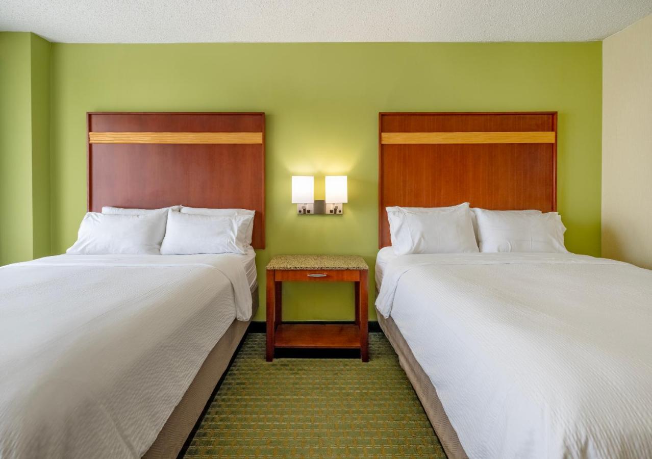 Queen Room with Two Queen Beds - Poolside at Holiday Inn & Suites Virginia Beach North Beach, an IHG Hotel