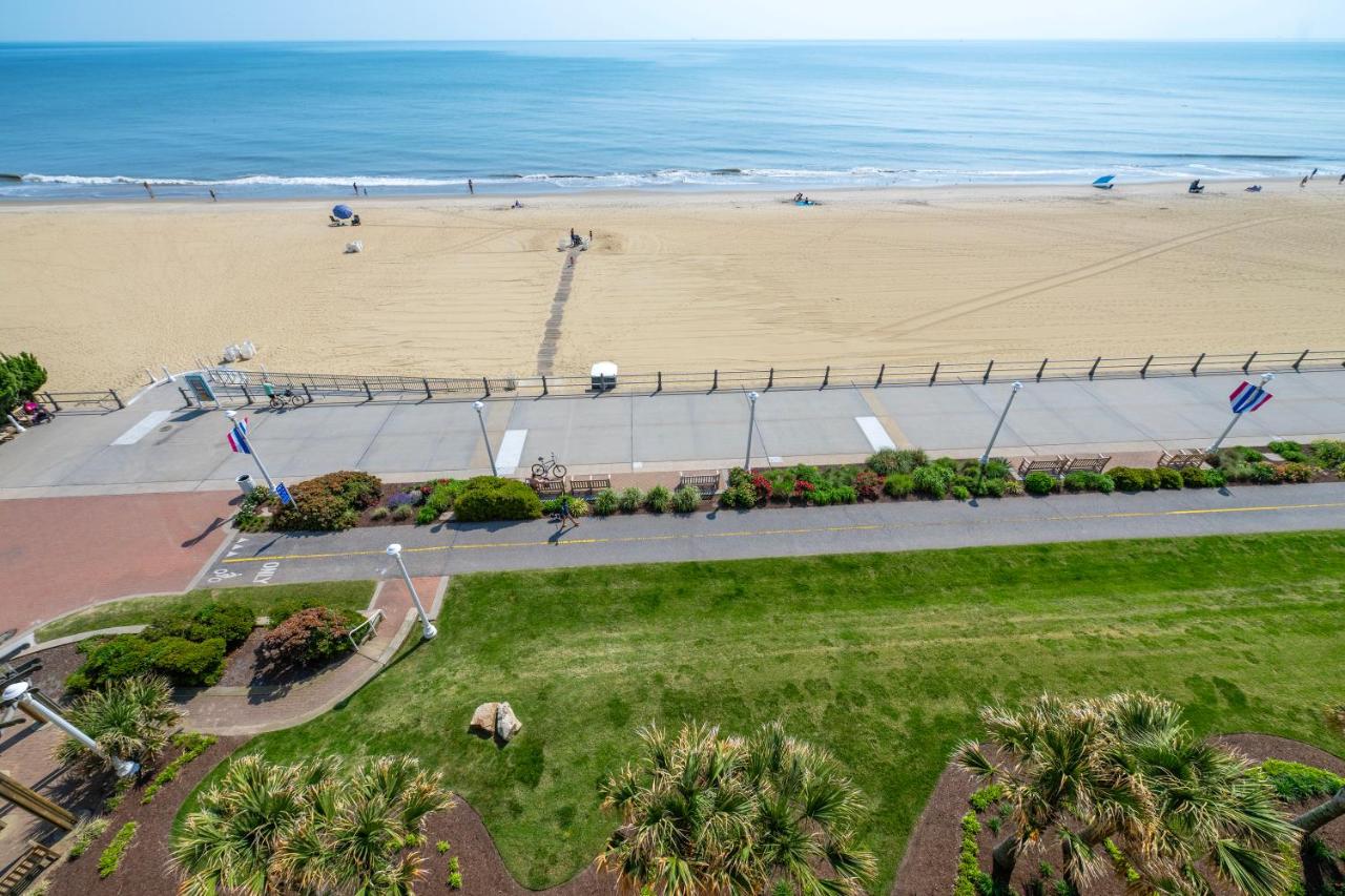 | Holiday Inn & Suites Virginia Beach North Beach, an IHG Hotel
