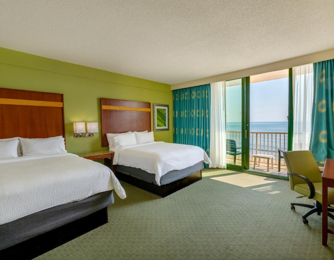 Suite - Mobility Access Roll in Shower/Non-Smoking at Holiday Inn & Suites Virginia Beach North Beach, an IHG Hotel