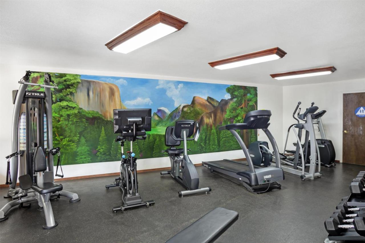 | Best Western Plus Yosemite Gateway Inn