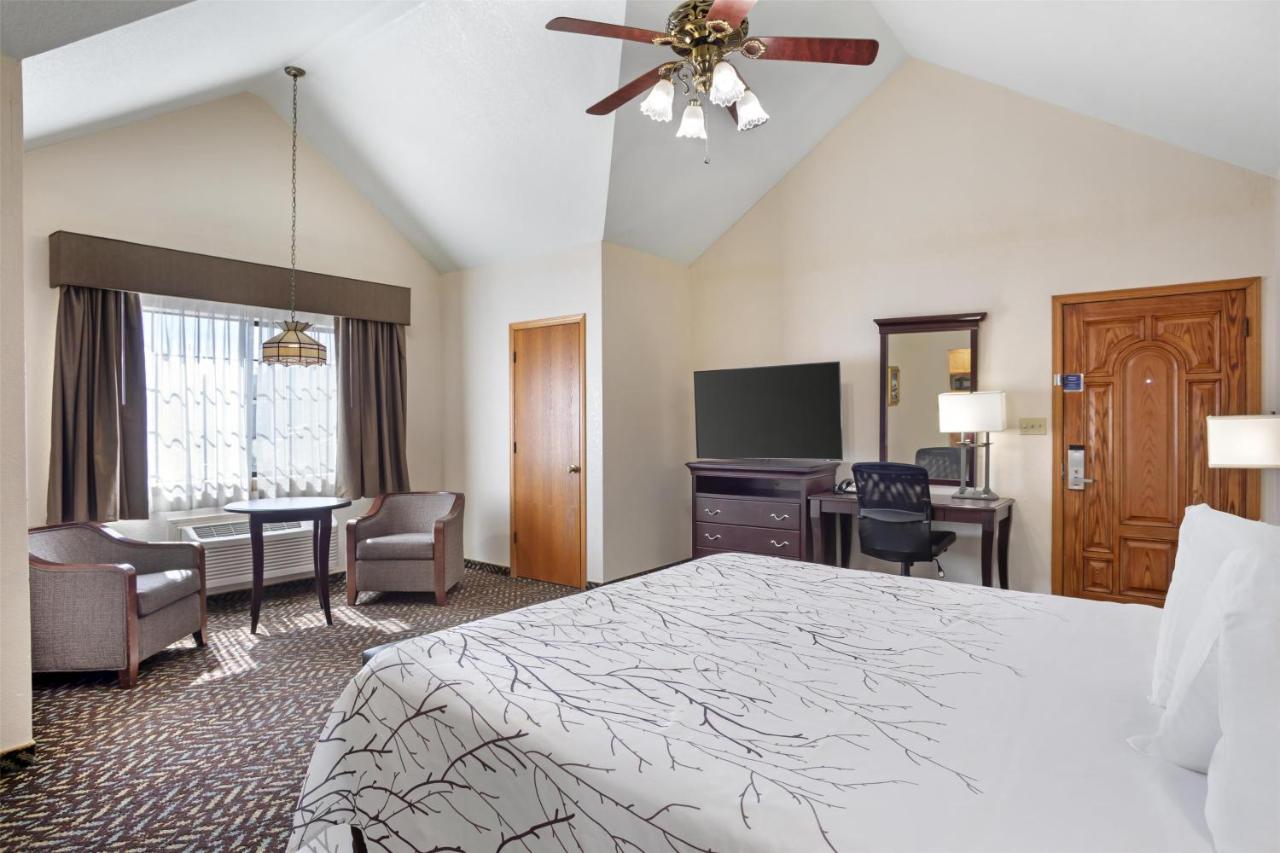 | Best Western Plus Yosemite Gateway Inn