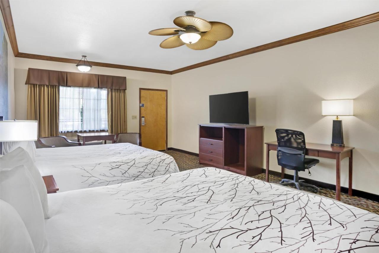 | Best Western Plus Yosemite Gateway Inn