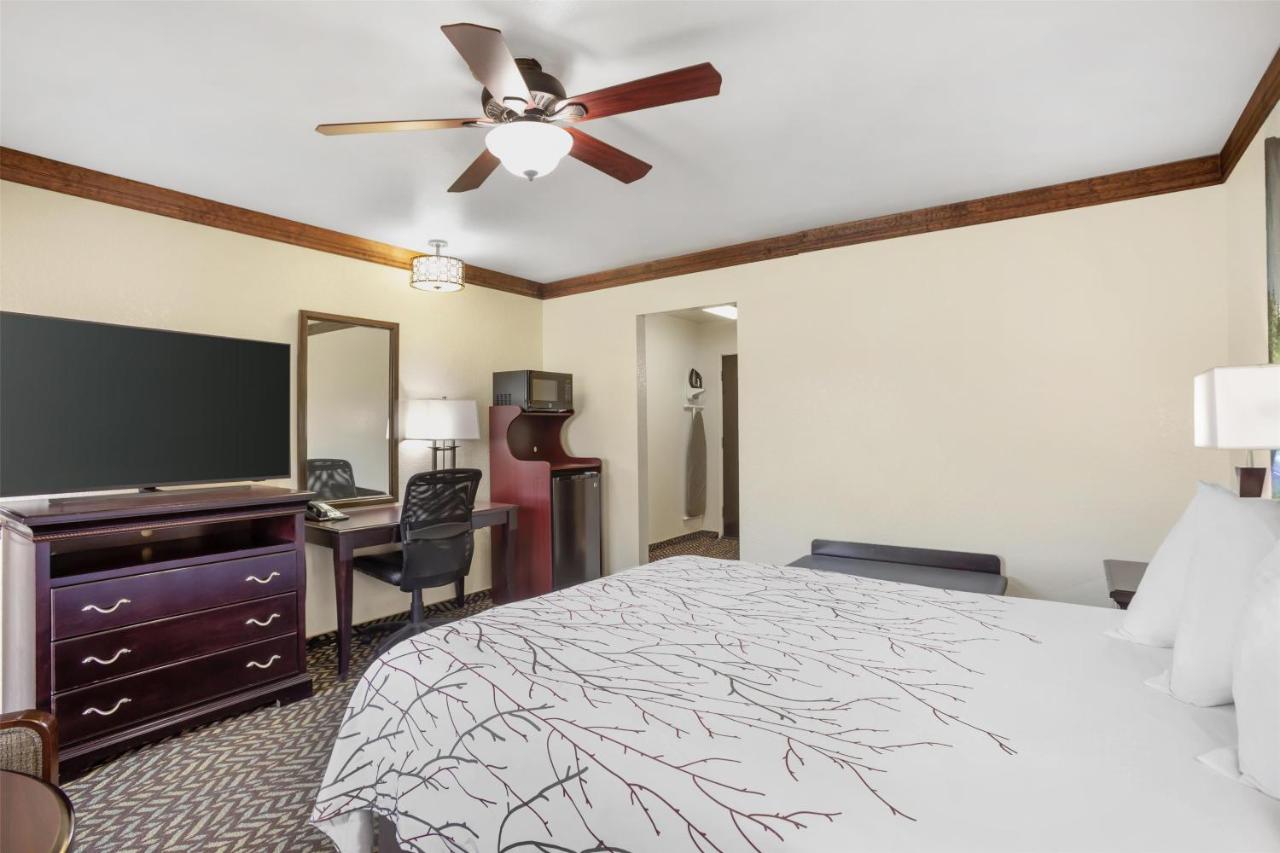 | Best Western Plus Yosemite Gateway Inn