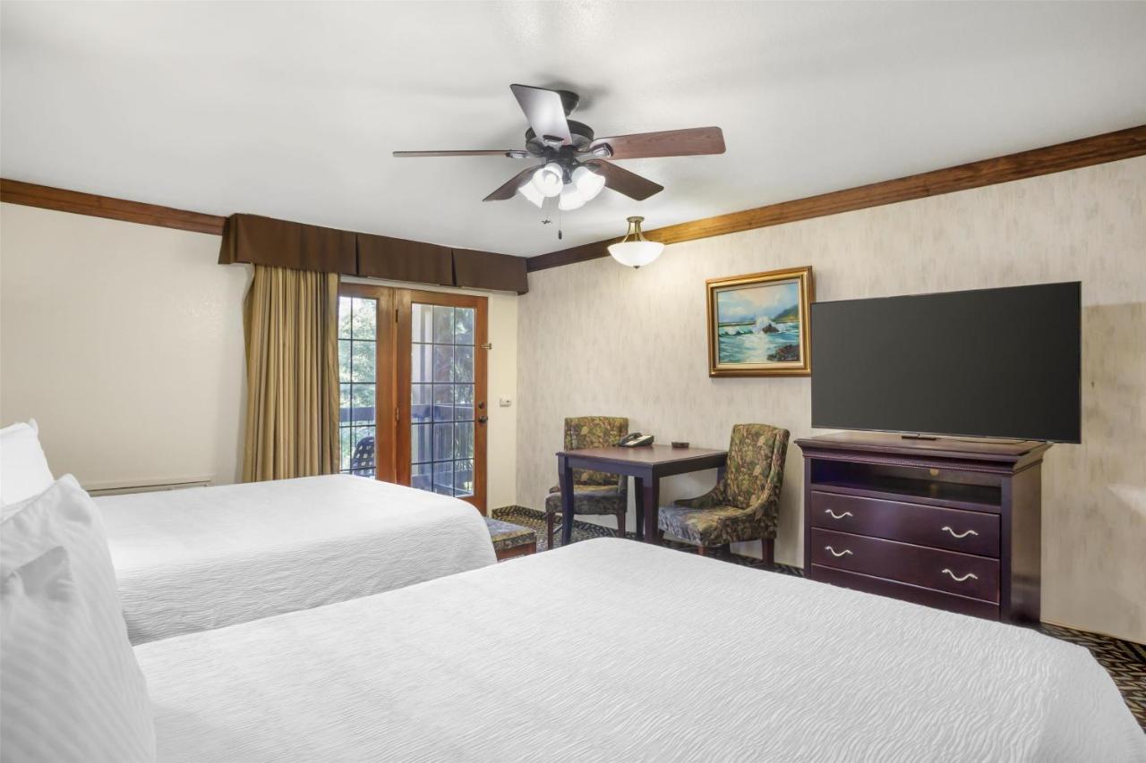 | Best Western Plus Yosemite Gateway Inn