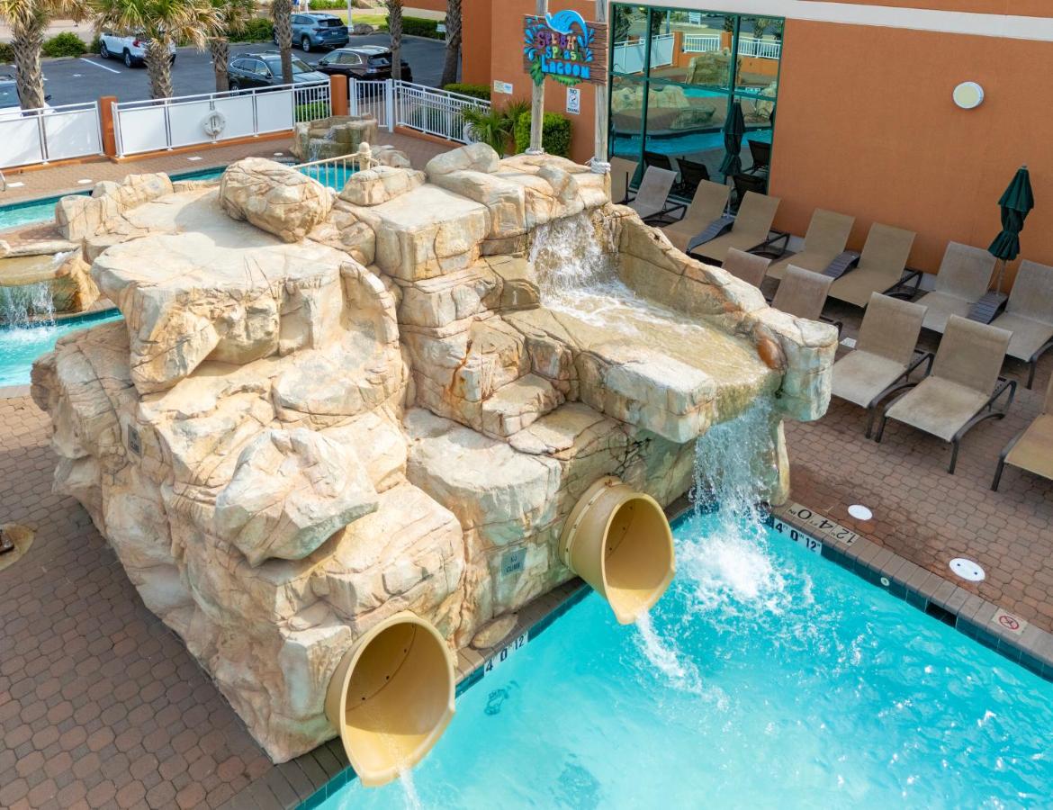 | Holiday Inn & Suites Virginia Beach North Beach, an IHG Hotel