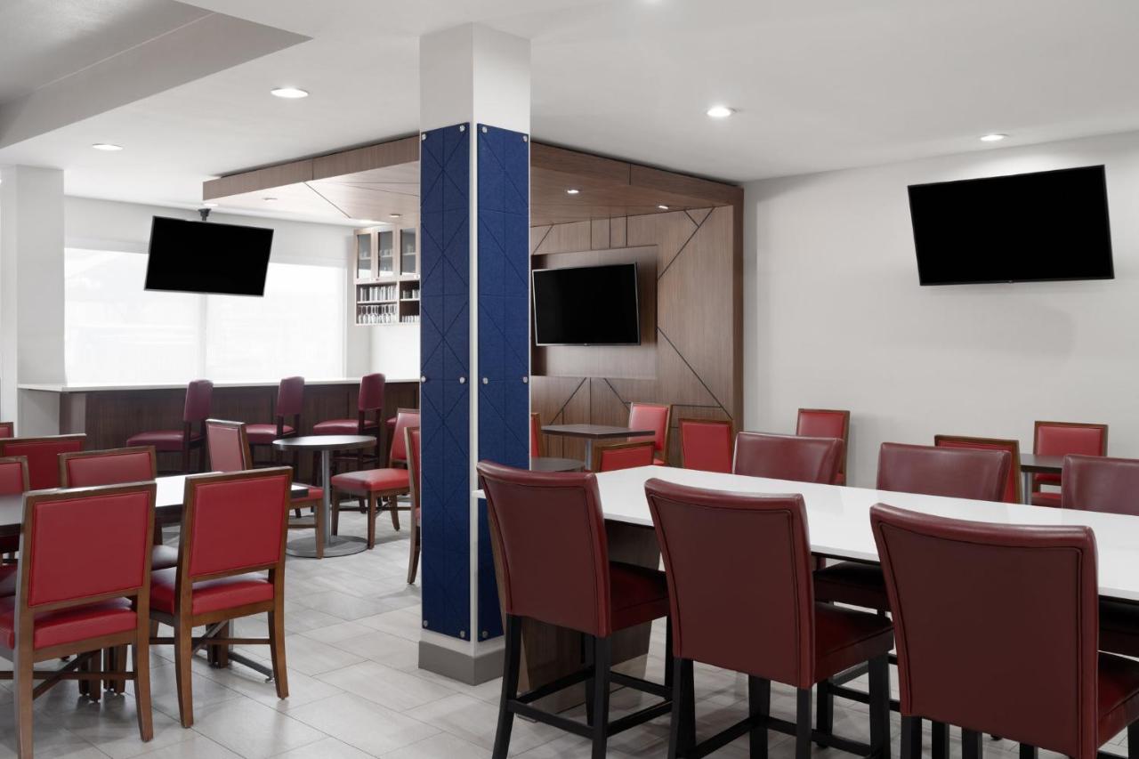 | Holiday Inn Express &Suites Snyder, an IHG Hotel