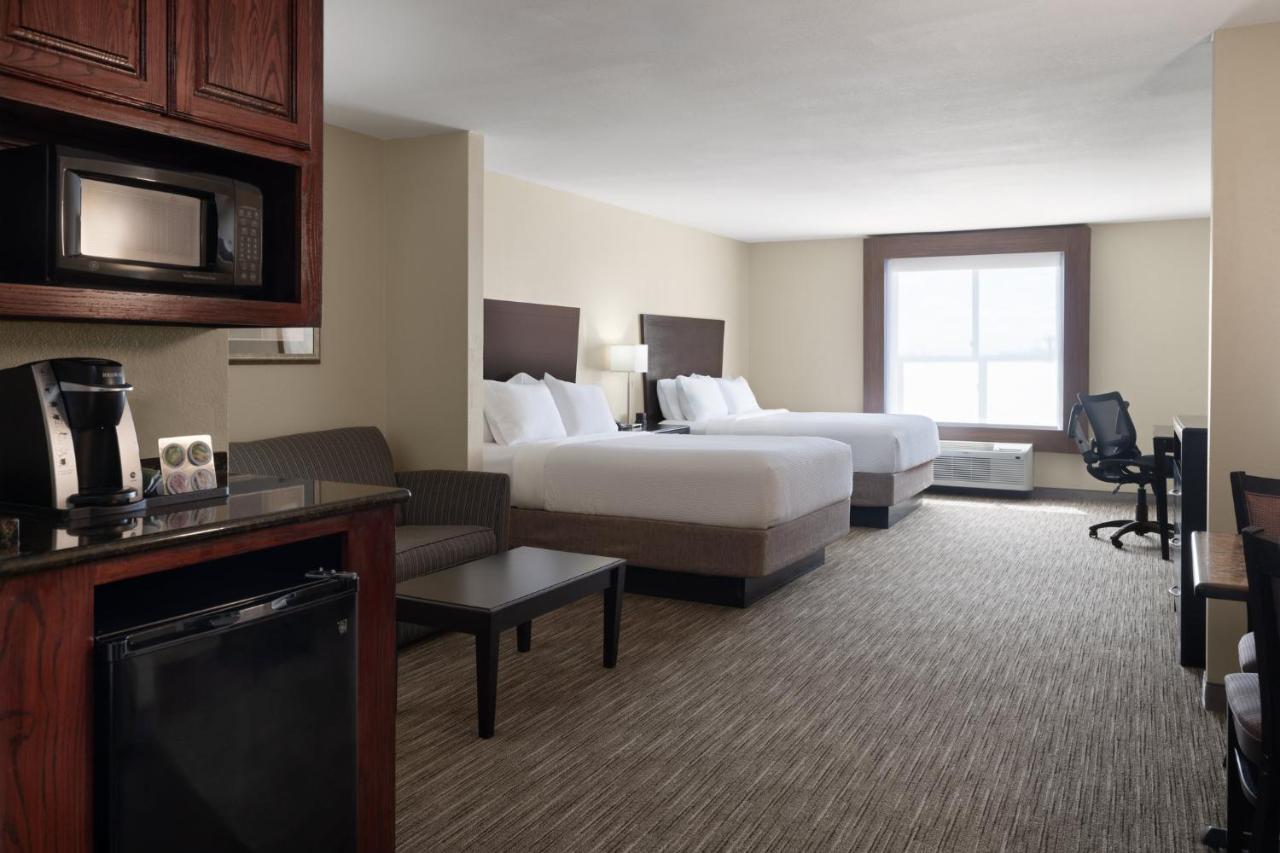 | Holiday Inn Express &Suites Snyder, an IHG Hotel