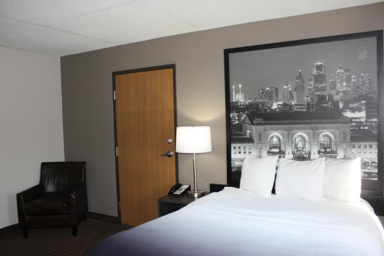  | Super 8 by Wyndham Gardner