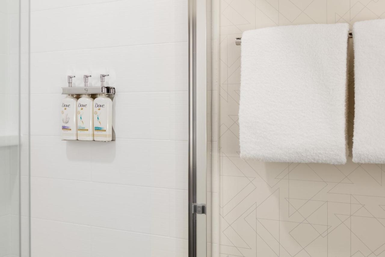 | Holiday Inn Express Los Angeles Airport Hawthorne, an IHG Hotel