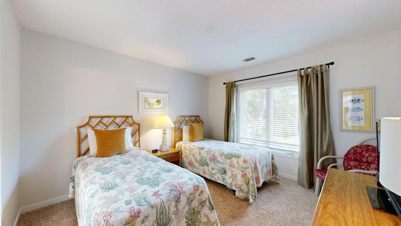 | 7609 Huntington Villas