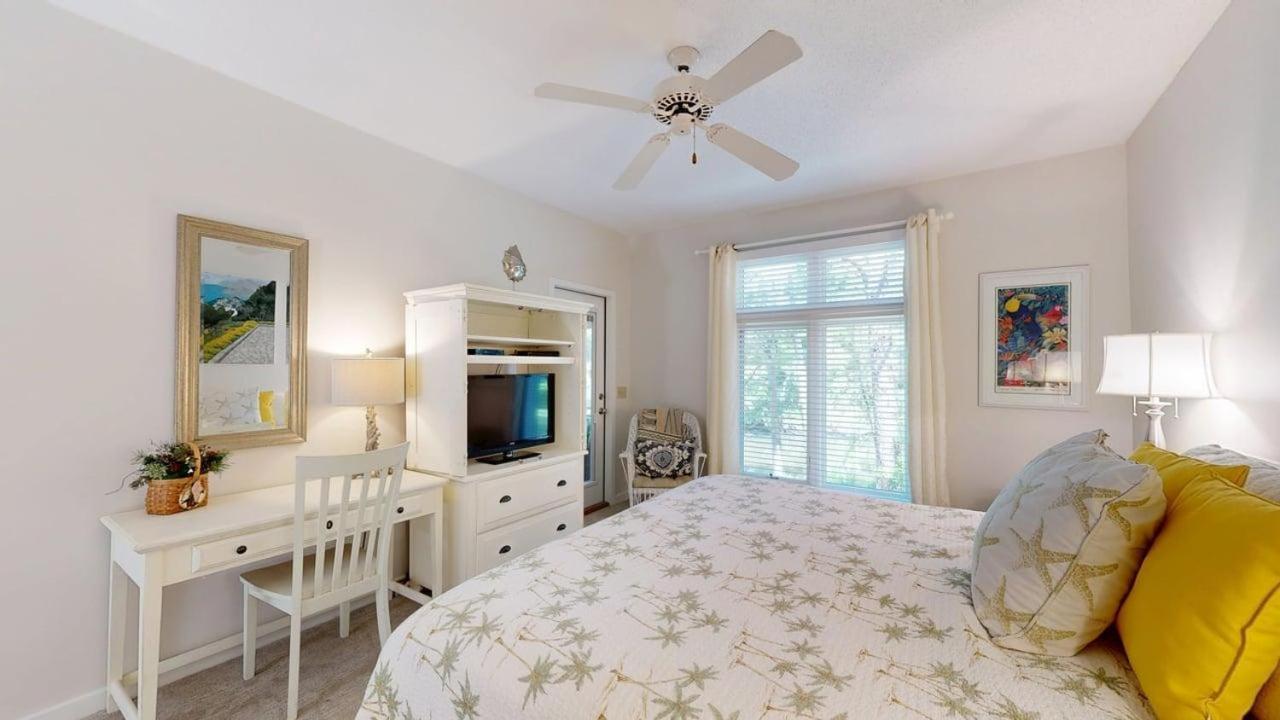 | 7609 Huntington Villas