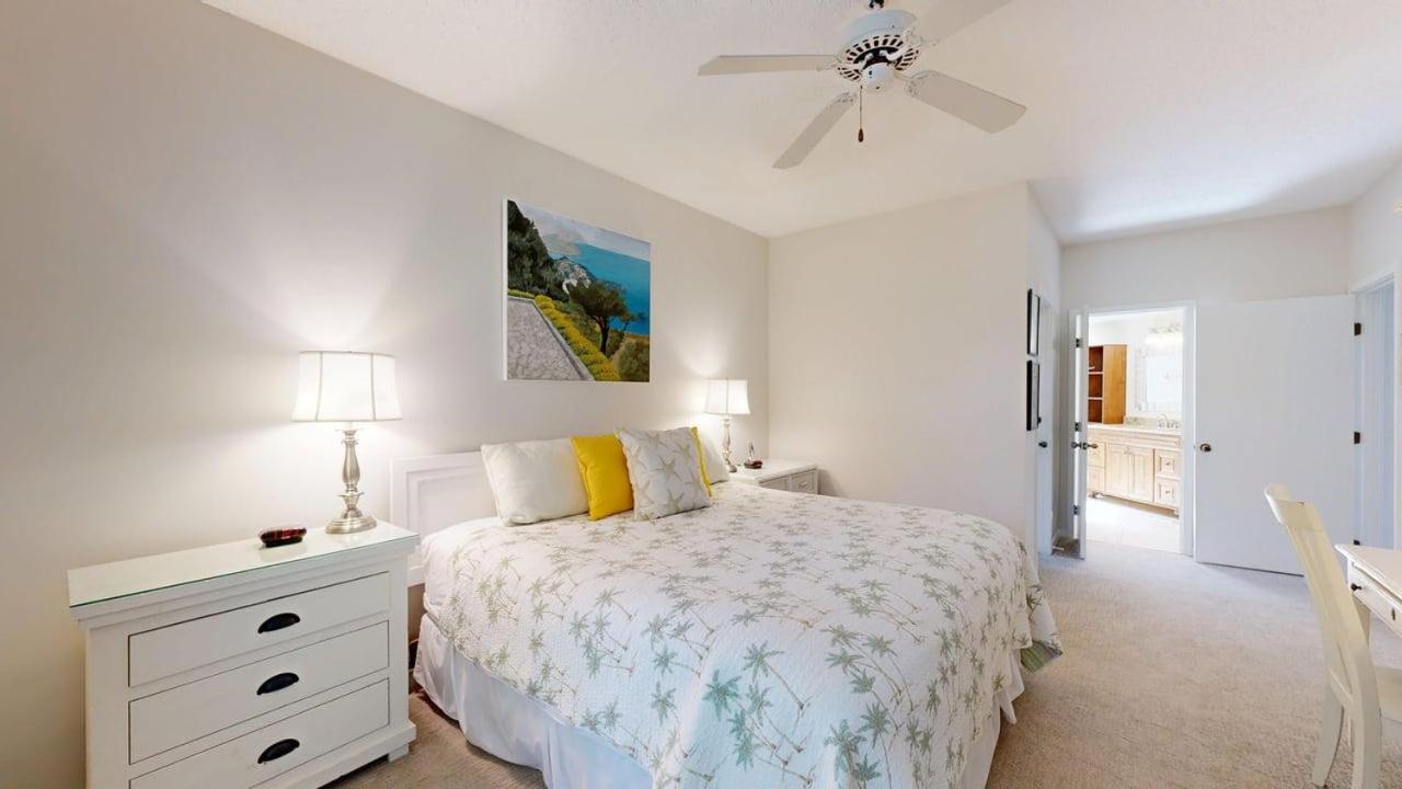 | 7609 Huntington Villas