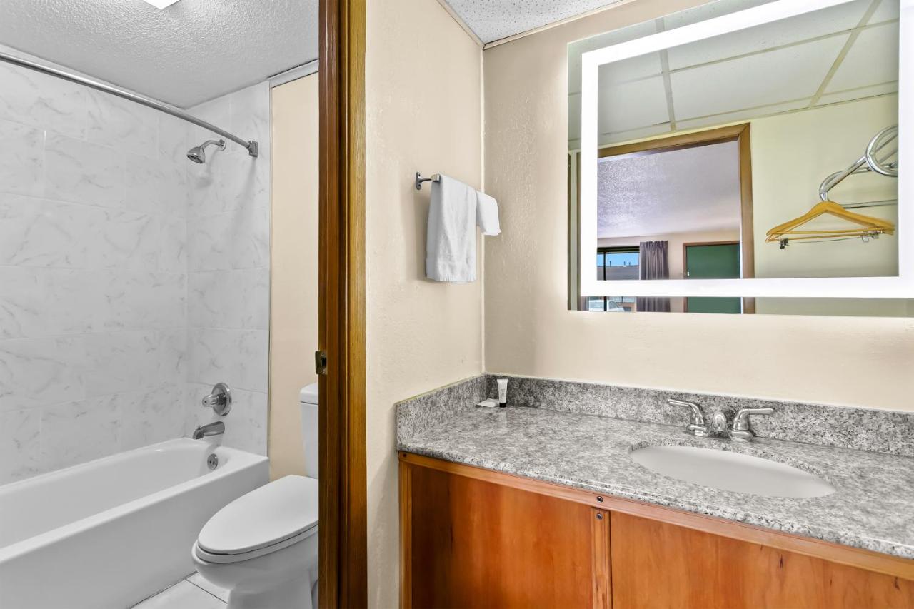 | Knights Inn Martinsburg