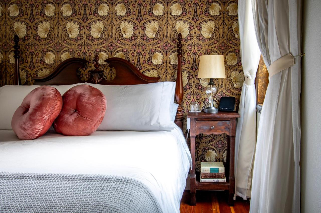 | Hotel Packwood
