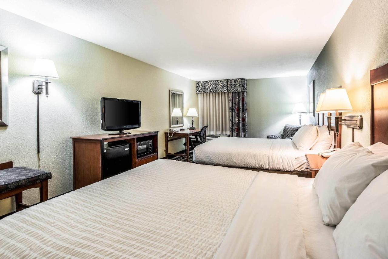 Double Room with Two Double Beds - Non-Smoking at Clarion Pointe Huntsville Research Park