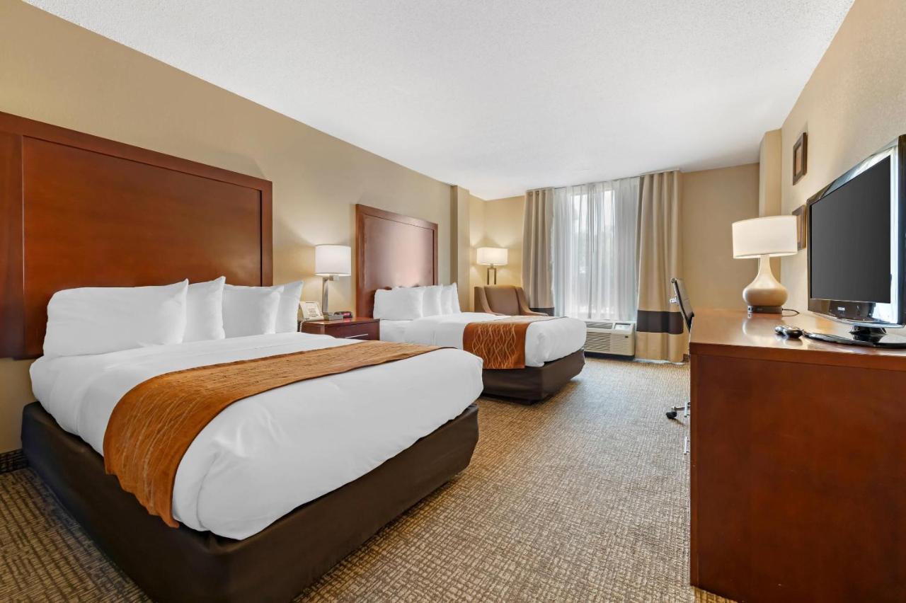 Double Room with Two Double Beds - Non-Smoking at Comfort Inn MSP Airport - Mall of America