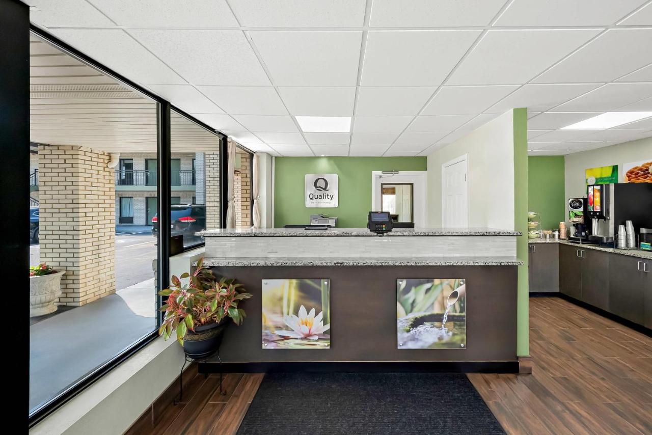 | Quality Inn Raeford