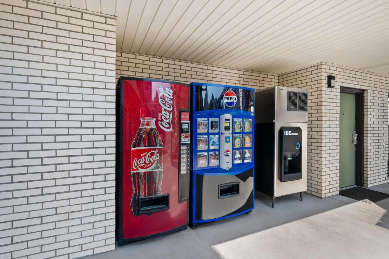 | Quality Inn Raeford