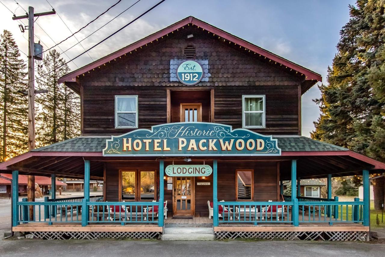  | Hotel Packwood