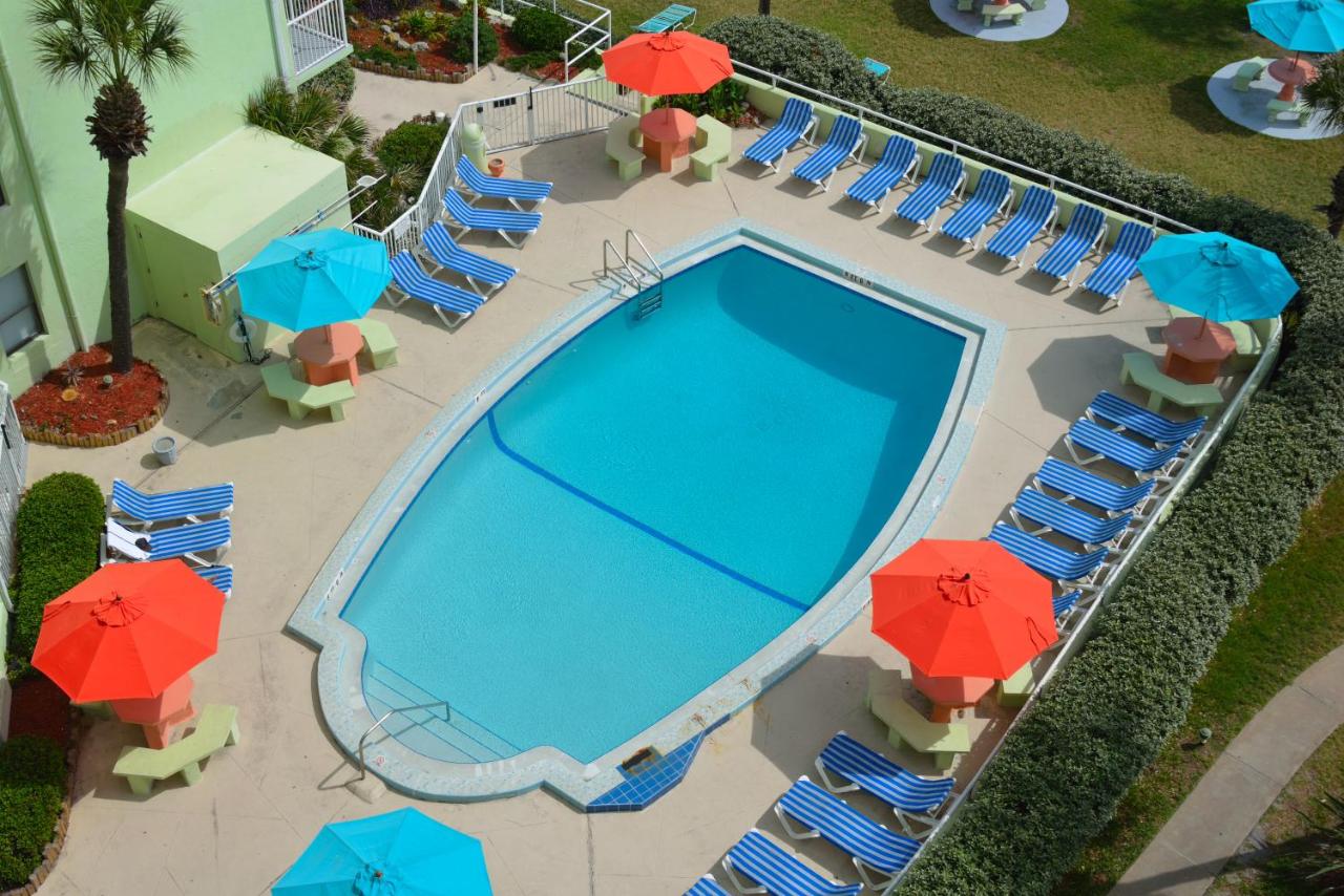  | El Caribe Resort and Conference Center