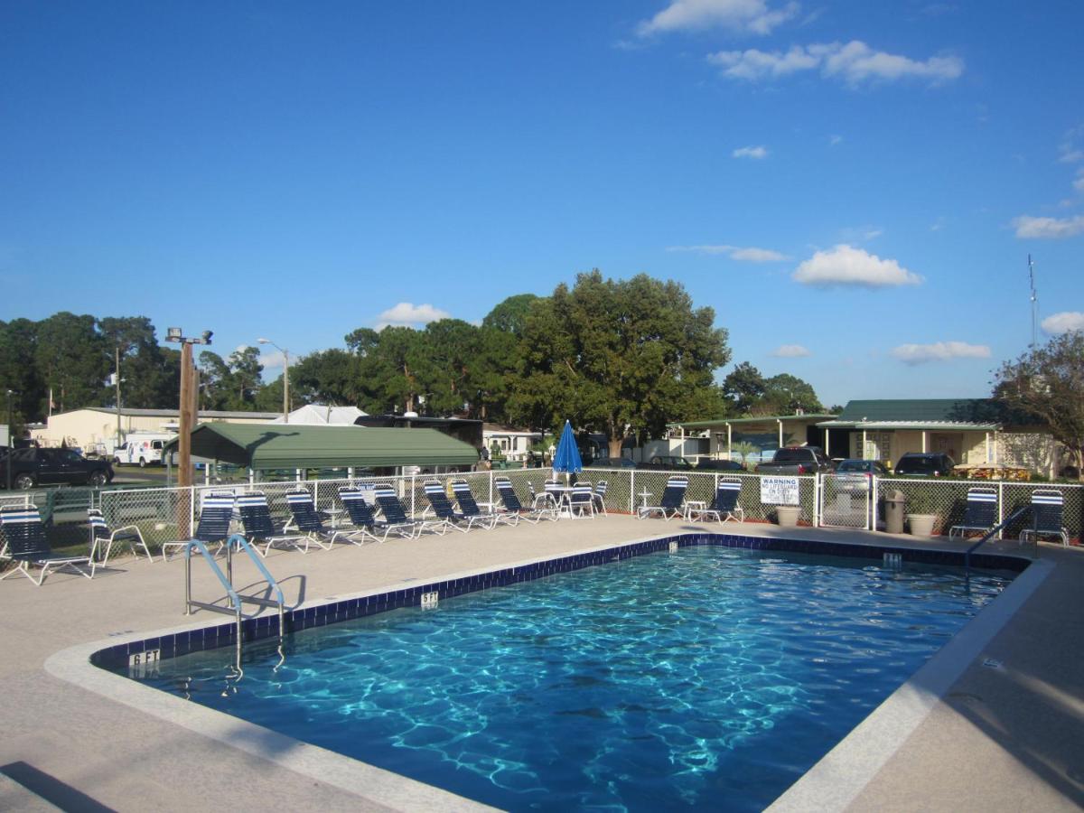 | Southern Palms Park Model 4