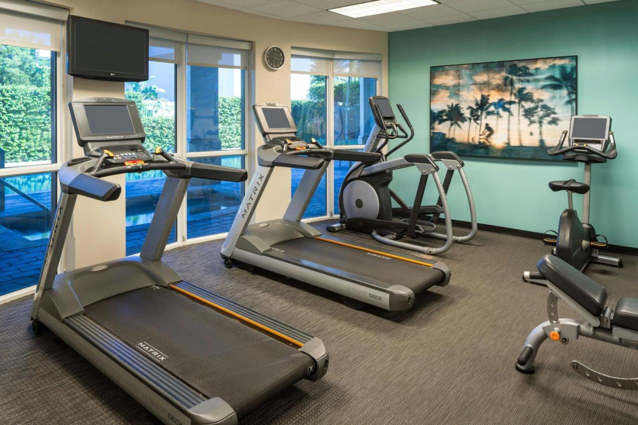 | Courtyard by Marriott Fort Lauderdale Airport & Cruise Port