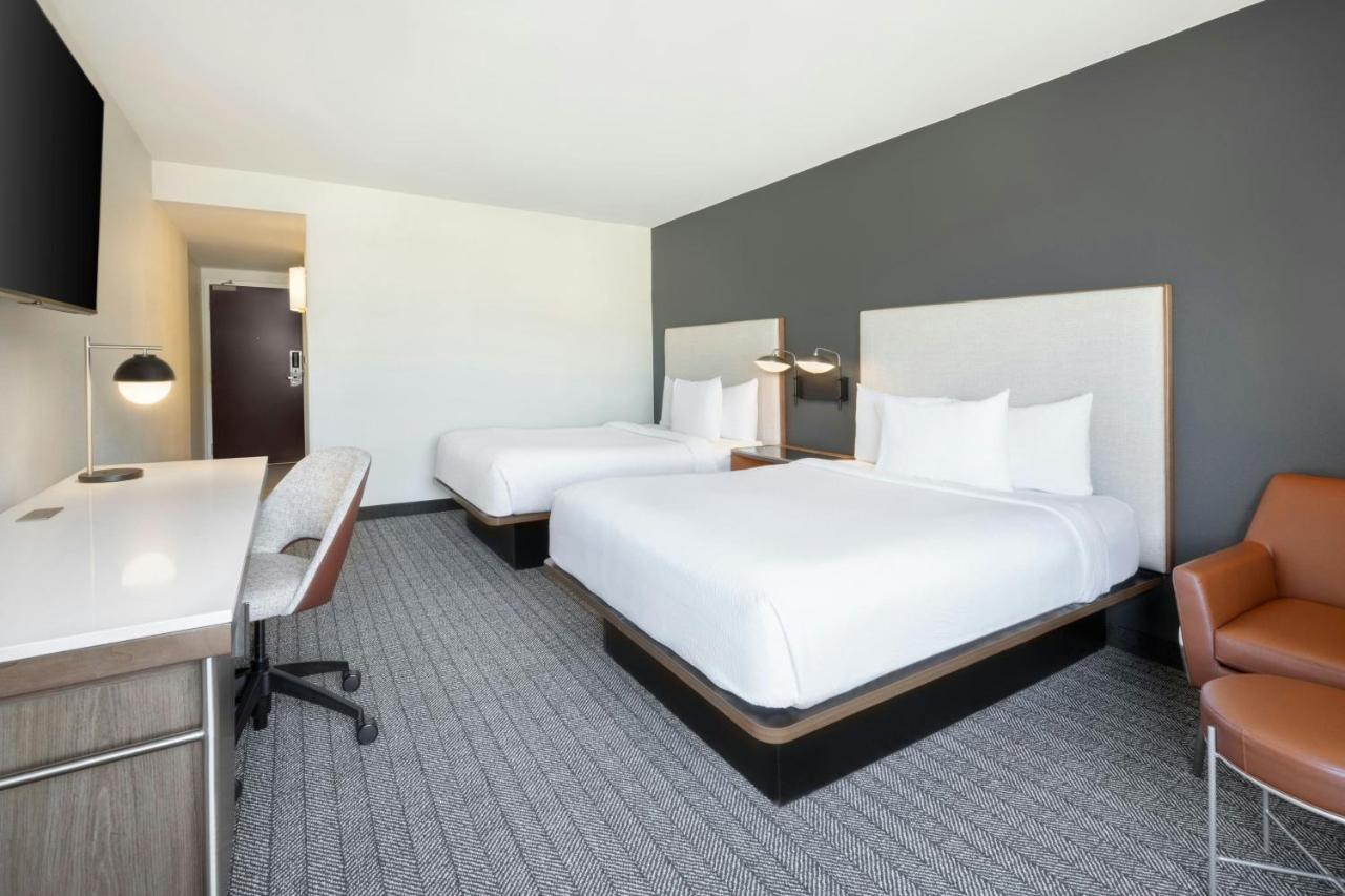 | Courtyard by Marriott Chattanooga Downtown