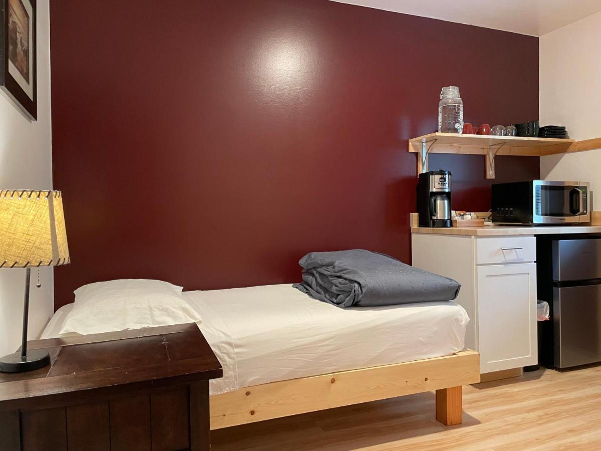 | Talkeetna Wilderness Lodge & Cabin Rentals