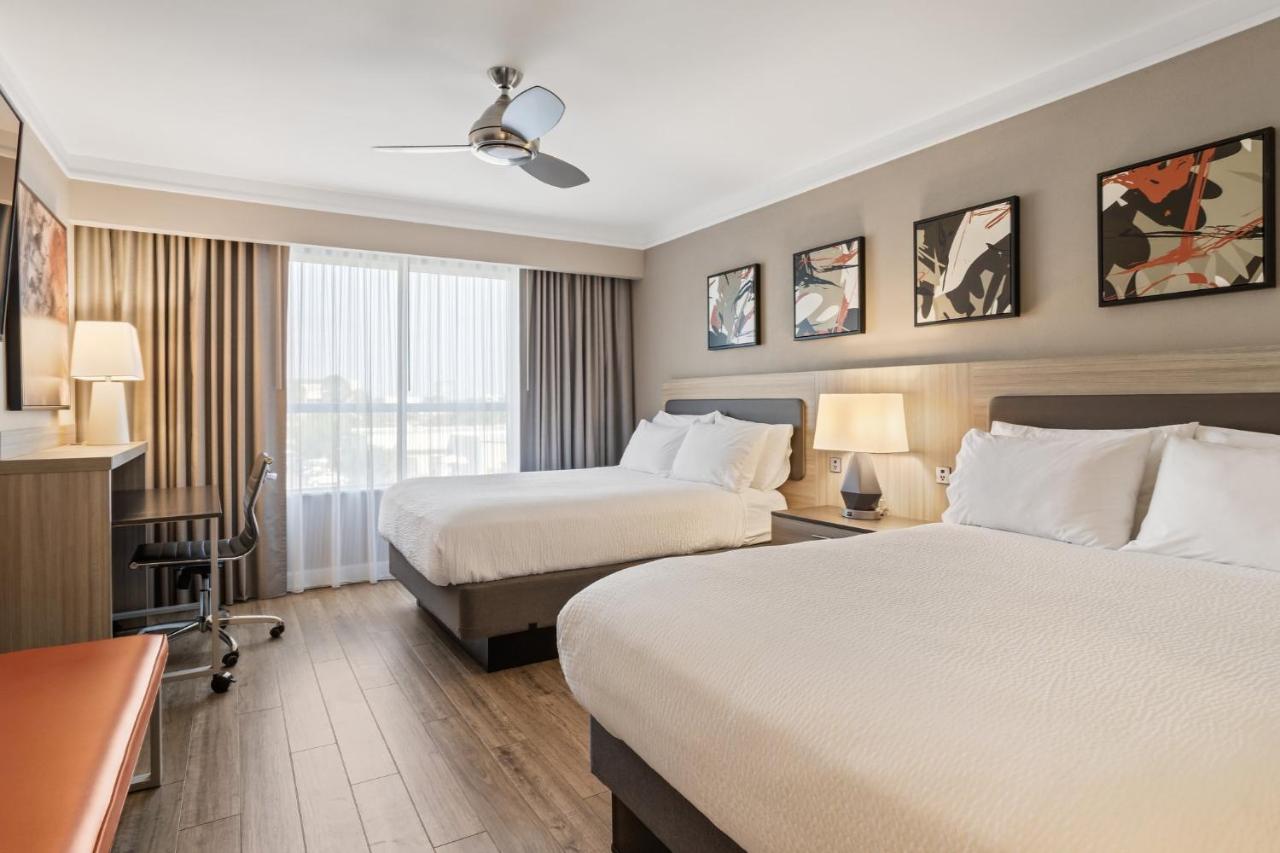 Standard Queen Room at Holiday Inn Baton Rouge College Drive I-10, an IHG Hotel