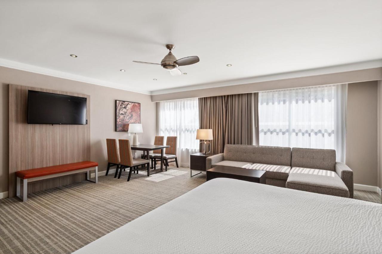 Junior Suite - Non-Smoking at Holiday Inn Baton Rouge College Drive I-10, an IHG Hotel