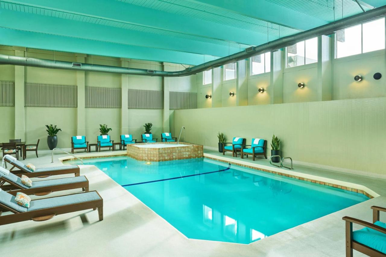 | Sheraton Portland Airport Hotel