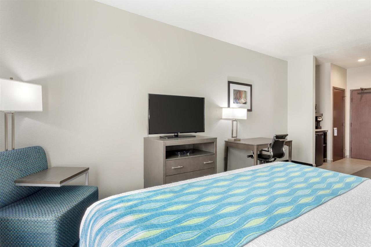 Executive King Room - Non-Smoking at Best Western Plus Waller Hotel