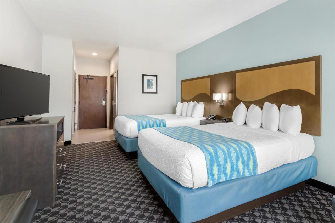 | Best Western Plus Waller Hotel