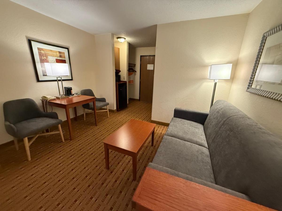  | Quality Inn & Suites