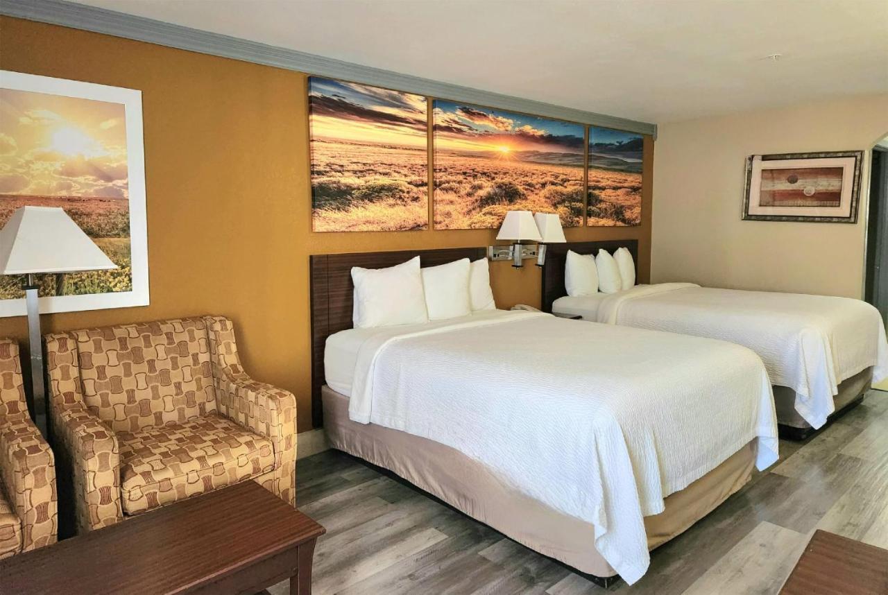 Queen Room with Two Queen Beds - Non-Smoking at Days Inn by Wyndham Rosenberg