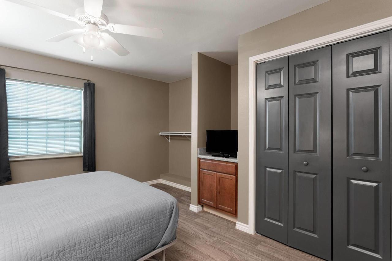 | Eagles Den Suites at Andrews