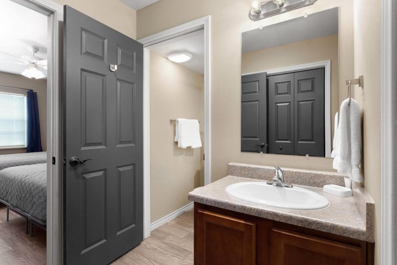 | Eagles Den Suites at Andrews