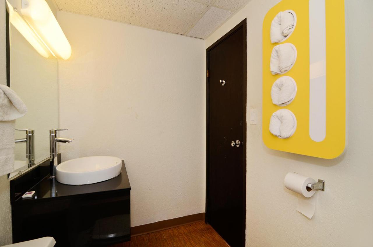 | Motel 6-South Haven, KS